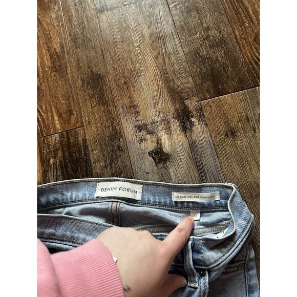 Aritzia Denim Forum The Arlo High Rise Straight Light Wash Size 26 X 26 - Picture 2 of 6